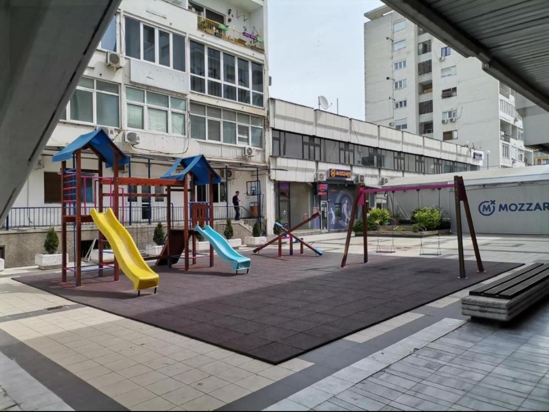 Calla 4 Apartment - Main Square, In The City Shopping Center - Parking Slot With Securiti And Video Camera Skopje Esterno foto
